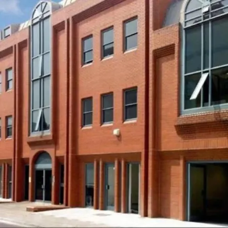 Lägenhet Modern 2-bed By Cabot Circus